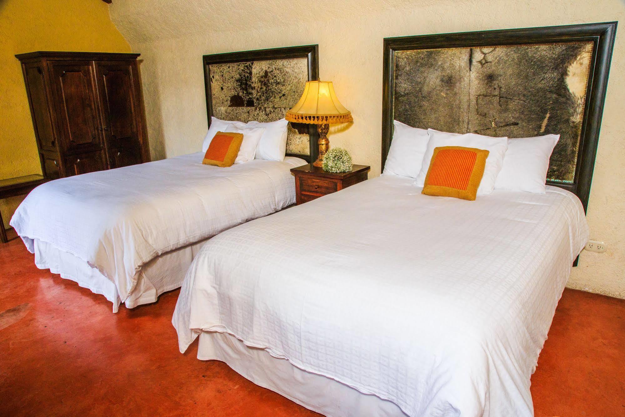 Hotel Lo De Bernal Antigua Εξωτερικό φωτογραφία