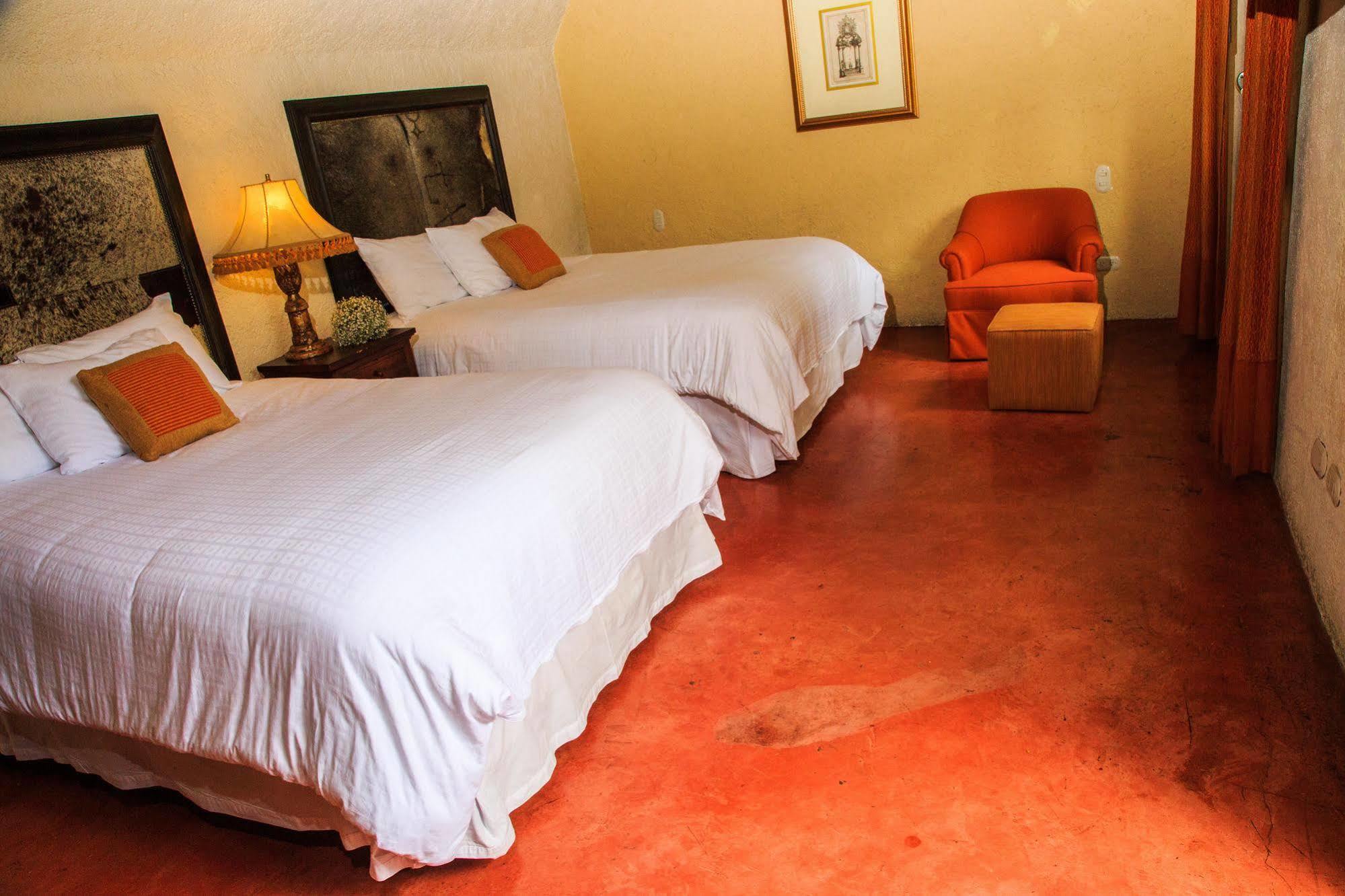 Hotel Lo De Bernal Antigua Εξωτερικό φωτογραφία